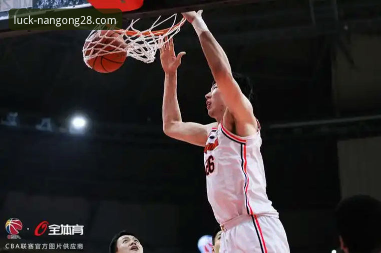 南宫28快速访问 揭秘CBA爆冷夜:皮特森38分神迹背后,南宫28快速访问如何还原赛场心跳瞬间